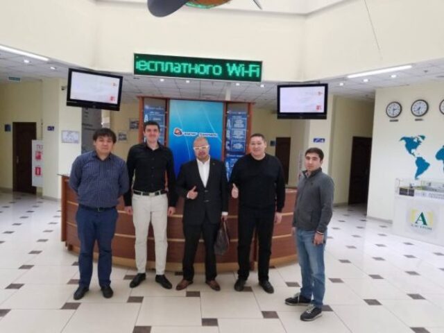 カザフスタンの言語は何？ロシア語？カザフ語？あなたの疑問にお答えしますと言う記事のアイキャッチ