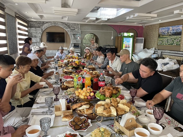 日本人とキルギス人は似ているDNAまで似てると言う話についての感想の記事のアイキャッチ